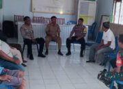 Bertajuk Jum,at Curhat, Bhabinkamtibmas Polsek Bolo Sambangi Kantor Desa Timu