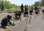 Wujud Pengabdian kepada Masyarakat, Mahasiswa STIK Angkatan 81 Lestarikan Lingkungan dan Berikan Bantuan Sosial