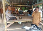 Polsek Langgudu Polres Bima Kota Lakukan Jumat Curhat di Desa Doro oo