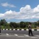 Polsek Labuapi Ingatkan Penggunaan Jalur Lambat dan Cepat di Jalur By Pass Bill II