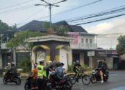Petugas Patroli Satlantas Polres Lombok Barat Turun ke Jalan, Imbau Pengendara Patuhi Aturan Lalu Lintas