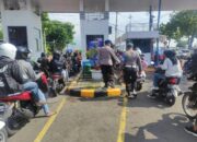 Personel Pos Pelayanan Pelabuhan Kayangan Lakukan Pengecekan dan Pemantauan Arus Mudik Lebaran