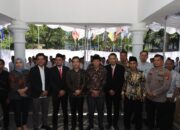 Wakapolres Loteng Hadiri Pelantikan PPK Pilkada 2024 Di Kantor KPU Kabupaten Loteng.