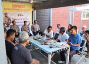 Jumat Curhat di Pelabuhan: Kapolres Cari Solusi Persaingan Angkutan Konvensional vs. Online