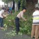 Semangat Gotong Royong di Desa Batulayar Barat