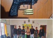 Kades Parangina Serahkan Senpi Rakitan Laras Pendek pada Tim Puma 2 Polres Bima Kota