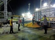 Personil Polsek Kawasan Pelabuhan Laut Bima Melaksanakan Patroli Dialogis Kepada Para Buruh, ABK, dan Masyarakat yang Beraktivitas di Pelabuhan Laut Bima