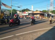 Antisipasi Kemacetan Anggota Polsek Pemenang Lakukan Strong Point