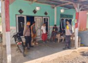 Gelar Patroli dialogis Anggota Polsek Pekat Ingatkan Warga untuk Tidak Bakar Hutan dan Lahan