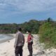 Patroli dan Silaturahmi Polsek Sekotong di Pos Pantau Pulau Sepatang