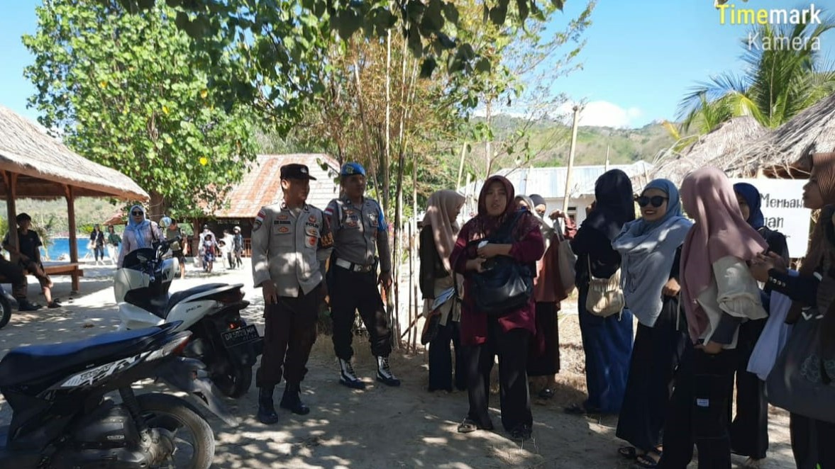Pesona Tersembunyi Pantai Batu Kijuk Lombok Barat