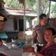 Polres Lombok Barat Bagikan Daging Kurban, Perkuat Silaturahmi dengan Masyarakat Sekotong