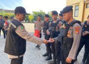 Jaga Kesehatan Personel, Satgas Banops Subsatgas Dokkes Periksa Kesehatan dan Berikan Vitamin