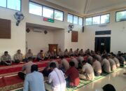 Personel Polres Bima Kota Laksanakan Binrohtal di Masjid Jabal Qubis
