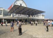 Kapal Pesiar Quantum of the Seas Tiba di Lombok, Wisatawan Mancanegara Sambut Keindahan Pulau