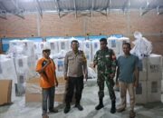 TNI-Polri di Kecamatan Plampang Bersinergi Amankan Logistik Pilkada