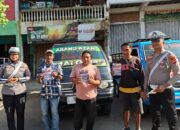 Himbauan Keselamatan Berlalu Lintas oleh Sat Lantas Polres Bima Kota Terhadap Supir Pick Up dan Pembagian Brosur Larangan Memuat Orang di Bak Terbuka