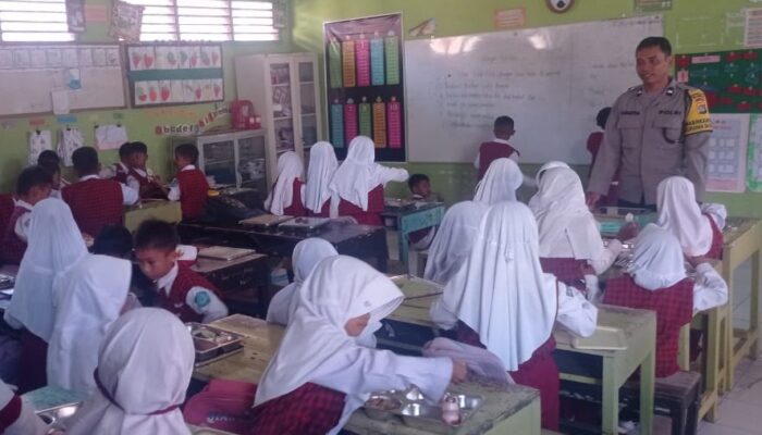 Polsek Gerung Kawal Program Makan Bergizi Gratis untuk 3.201 Siswa