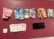 Asyik Judi Game Remi, Tiga Pria Digerebek Tim Opsnal Polsek Rasbar