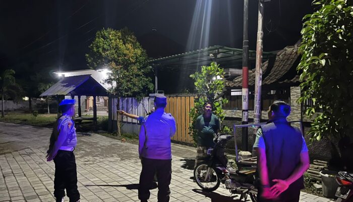 Polsek Labuapi Intensifkan Patroli Malam di Permukiman Padat Lombok Barat