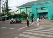 Sat Lantas Polres Bima Kota Laksanakan Rawan Pagi, Bantu Penyeberangan Anak Sekolah dan Pejalan Kaki