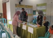 Babinsa Banjar Kawal Distribusi Beras Bantuan Pangan 2025