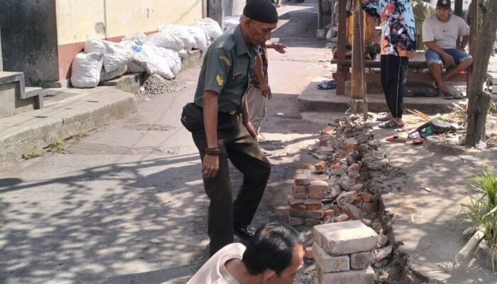 Sinergi Bersama Masyarakat Pagesangan Timur Hadirkan Lingkungan Asri