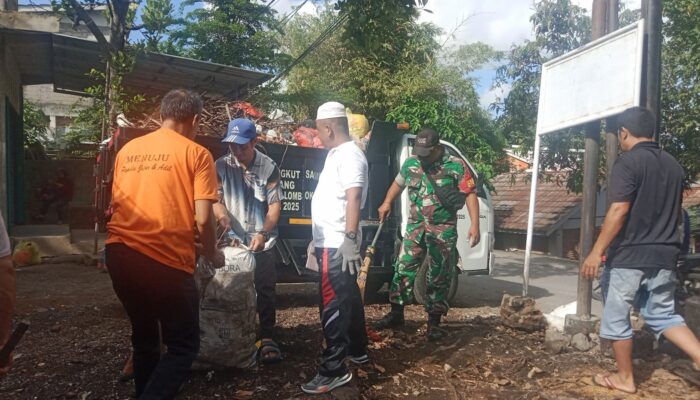Sinergi Babinsa dan Warga Wujudkan Lingkungan Bersih