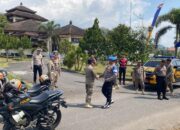 Patroli Skala Besar TNI-Polri Jaga Keamanan di Lombok Barat