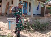 TNI Bersama Warga Ringankan Beban Kebutuhan Air Bersih