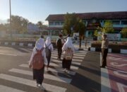 Wujudkan Tertib Berlalu Lintas, Polsek Tanjung Gelar Giat Rawan Pagi di Depan SMPN 1 Tanjung