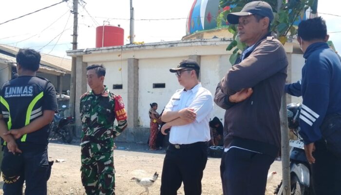 Sinergi TNI dan Pemerintah Lindungi Pantai Bintaro dari Abrasi