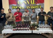 Jelang Nataru, Polsek Asakota Polres Bima Kota Sita Ratusan Botol Miras