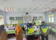 Tanamkan Tertib Lalu Lintas Sejak Dini, Sat Lantas Polres Bima Kota Sambangi SDN 01 Melayu