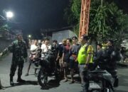 Patroli Humanis Babinsa Amankan Malam Ramadan di Sekarbela