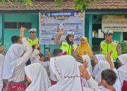 Tanamkan Tertib Lalu Lintas Sejak Dini, Sat Lantas Polres Bima Kota Sosialisasi “Ramadhan Tertib Berlalu Lintas” di SDN 57 Wadumbolo